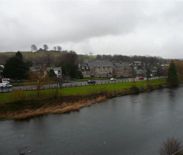 2 bedroom Flat To Let - Photo 6