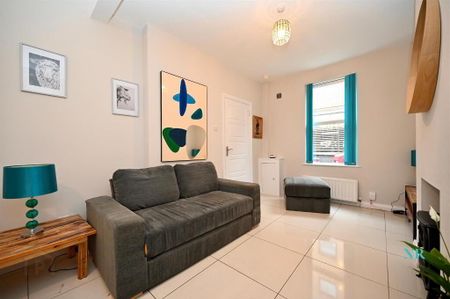 107 Charles Street South, Belfast, BT12 5GB - Photo 2