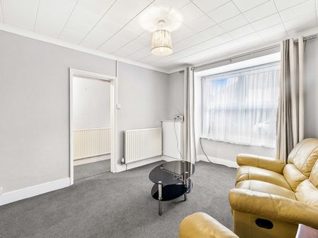 Ref: KM - Grove Road - Photo 3