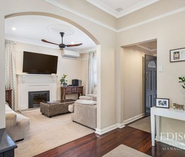 Hidden Paradise - Elegant Family Home! - Photo 1