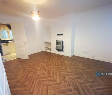 2 bedroom end of terrace house to rent - Photo 1