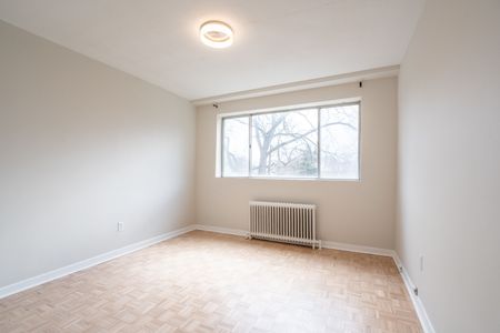 For Lease - 2433 First Street Unit# 9, Burlington, Ontario - Photo 4