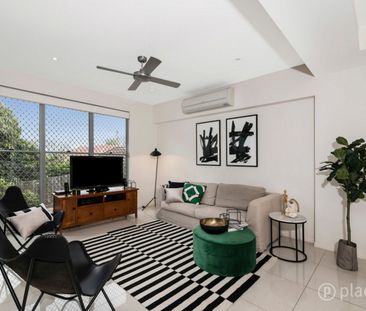 5/46 Ison Street, Morningside QLD 4170 - Townhouse For Rent | Domain - Photo 3