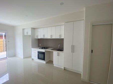 2/19 Armstrong Street, Laverton VIC 3028 - Apartment For Rent | Domain - Photo 5