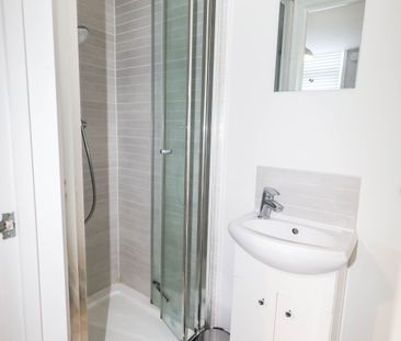 359A Charminster Road, Bournemouth, BH8 - Photo 1
