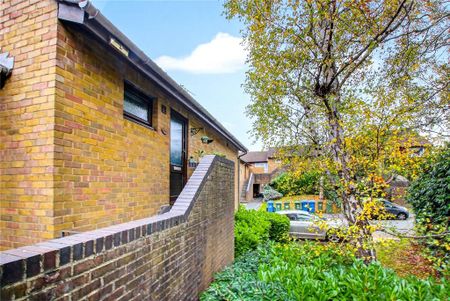 1 bedroom maisonette to rent - Photo 4