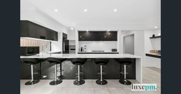 Spacious Low Maintenance Home - Photo 1