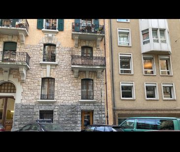 Appartement 4 pièces aux Eaux-Vives. - Photo 3