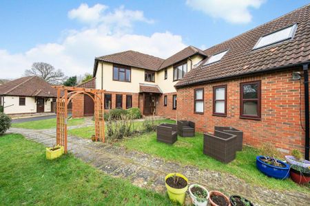 1 bed apartment to rent in Biscoe Court, Wheatley, Oxford, OX33 - Photo 2