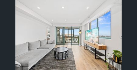 A Private Urban Oasis With Rooftop Entertainer's Haven - Photo 4