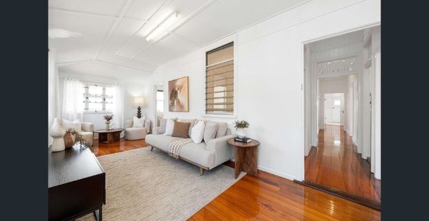 Spacious Qlder in BSHS catchment | Work from home - Photo 1