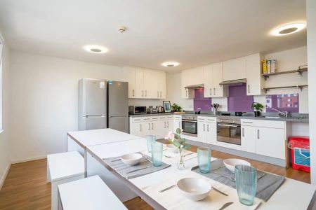 Standard Ensuite - Photo 5