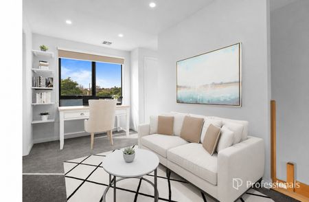 Near-New Family Home – Walk to Sought-After Brentwood Secondary & Glen Waverley South Primary 33 Crocus Crescent, Glen Waverley - Photo 5