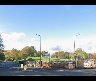 1 Bed Flat, Holyrood Park, EH8 - Photo 5