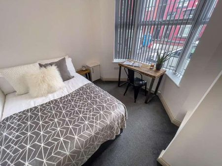 Romer Road, L6 - Photo 3