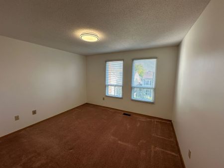 For Lease - 85 Sandyhook Square, Toronto, Ontario - Photo 5