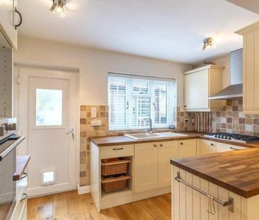 2 bedroom end of terrace house to rent - Photo 5