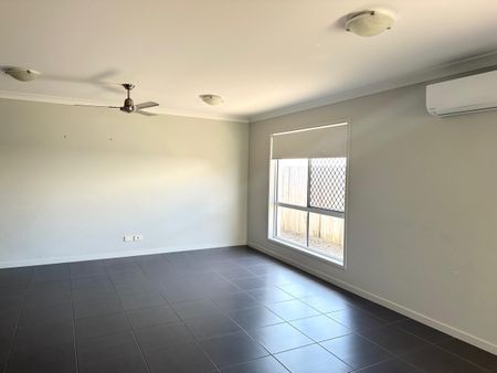 BEAUTIFUL FOUR BEDROOM HOME IN PEREGIAN SPRINGS - Photo 4