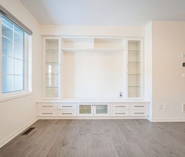 For Lease - 77 Ness Drive, Richmond Hill, Ontario - Photo 4