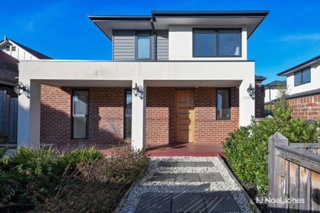 1/13 Kendall Street, RINGWOOD - Photo 2