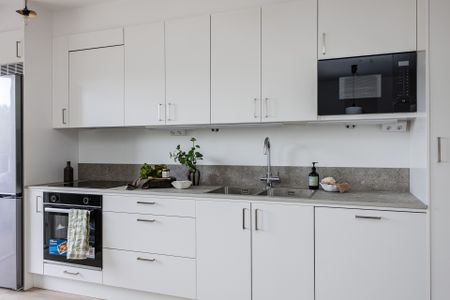 Basilikagatan, Gårdssten - Photo 2