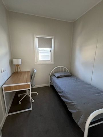 Tamworth Furnished Accommodation - North Tamworth - Photo 3
