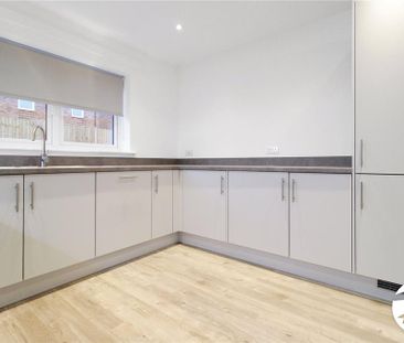 3 bedroom detached house to rent - Photo 6