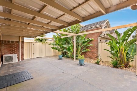 Charming 3 Bedroom Villa Unit - Photo 5