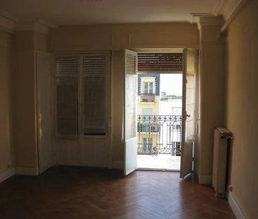 Location Appartement - Photo 2