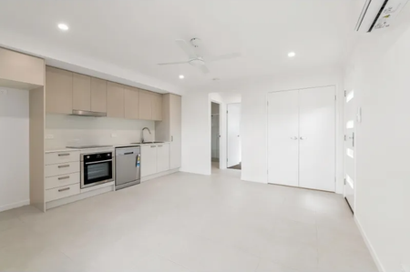 B/43 Pierro Place, Logan Reserve QLD 4133 - House For Rent | Domain - Photo 5