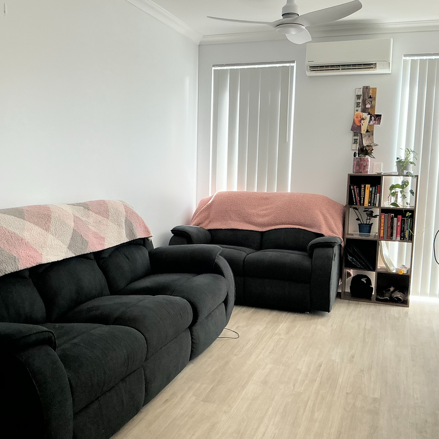 4 Pender Lane, Eglinton, WA - Photo 1