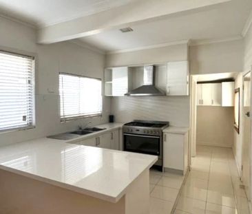 155 Cornwall Road, Sunshine VIC 3020 - Photo 3