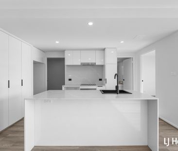 66/68 College Street, Belconnen ACT - Photo 1