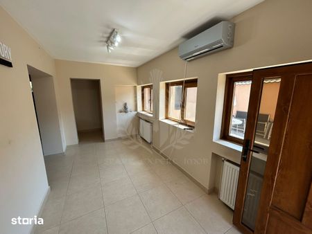 SPATIU BIROURI//CABINETE MEDICALE// ZONA CENTRALA - Photo 3