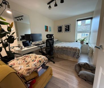 Holloway Road, London - Photo 5