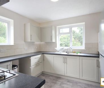 2 bedroom maisonette to rent - Photo 5