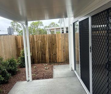 New Boutique 3 bedroom Townhouses - Photo 2