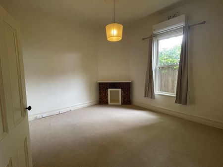 12 Arkle Street, Prahran, VIC 3181 - Photo 2