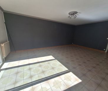 Location Appartement 3 pièces 101m² - Photo 1