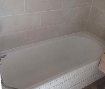 Location Appartement 3 pièces 58m² RUMILLY 74150 - Photo 2