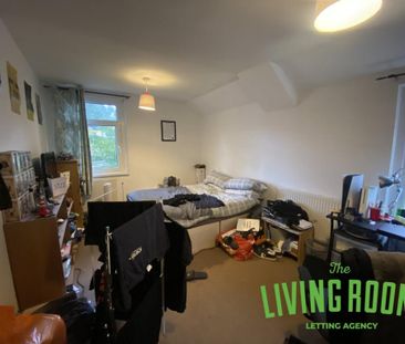 5 bedroom house to rent - Photo 2