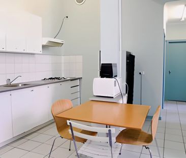 3 Bedroom Apartment - Photo 3