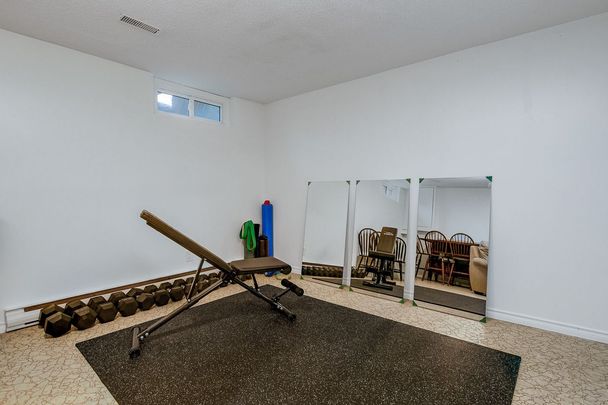 For Lease - 18 Vanessa Terrace, Barrhaven, Ontario - Photo 1