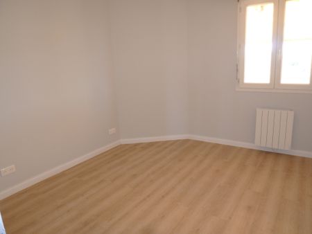 Location Appartement 6 pièces 119m² COGNAC 16100 - Photo 3