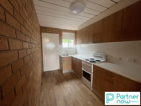 3/12 Hall Street, TAMWORTH NSW 2340 - Photo 2