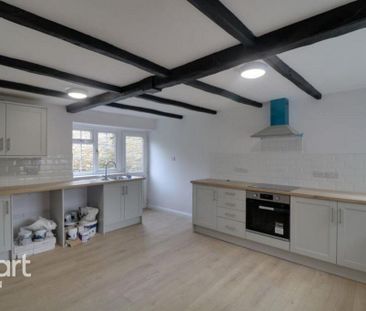 4 bedroom character property to rent - Photo 5