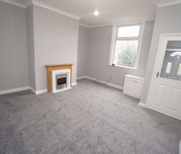Bolton Road, Radcliffe, Manchester - Photo 1