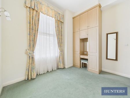 3 bedroom Flat To Let Total Size: 1053 SQ FT - Photo 2
