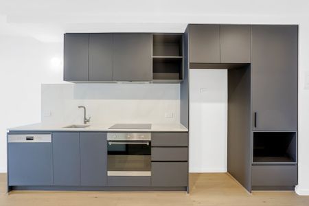 Contemporary CBD Living – Spacious 2-Bedroom Apartment with Premium Finishes - Photo 2