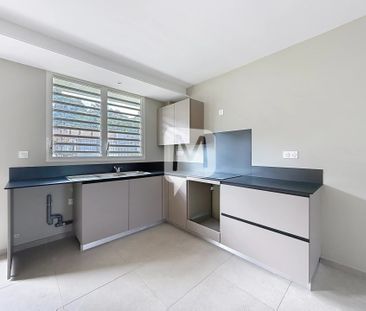 Location Appartement 3 pièces 63m² MATOURY 97351 - Photo 2